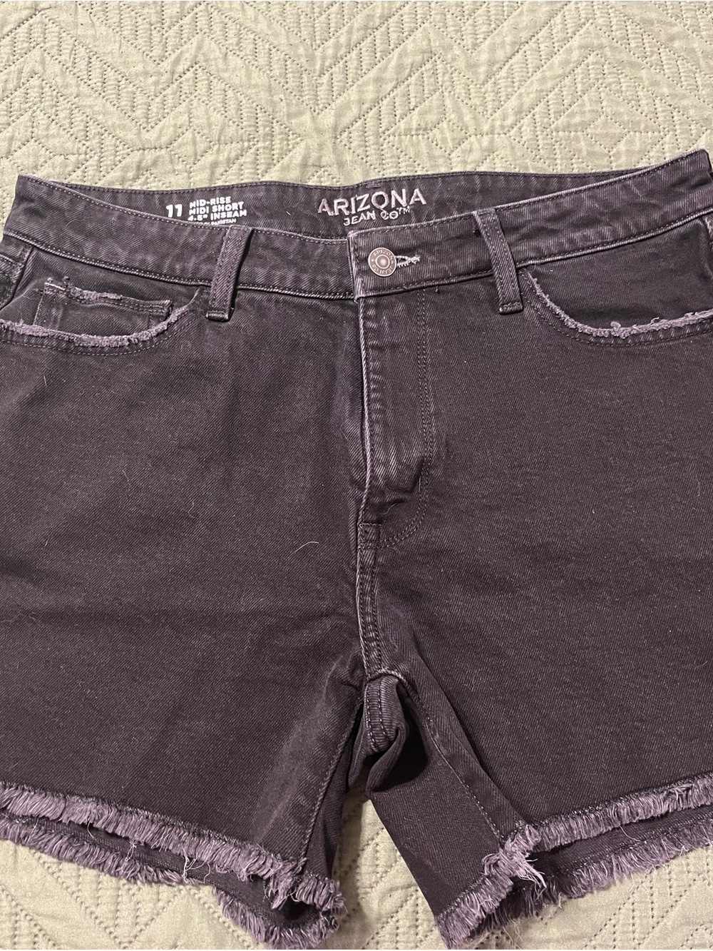 Arizona Jeans Black Denim Frayed Shorts